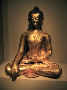 Tibetan_copper_statue_of_Gautama_Buddha_(14th_century)